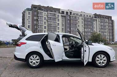Универсал Ford Focus 2012 в 