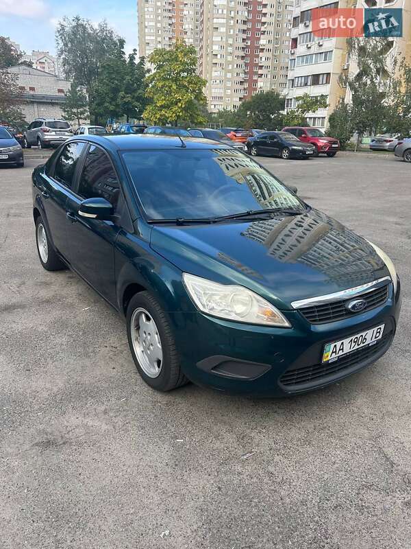 Седан Ford Focus 2008 в 
