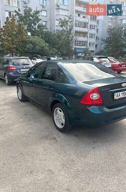 Седан Ford Focus 2008 в 