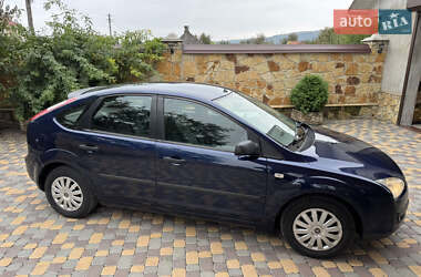 Хэтчбек Ford Focus 2006 в 