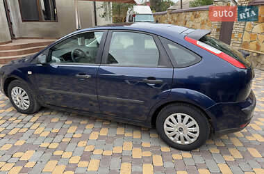 Хэтчбек Ford Focus 2006 в 