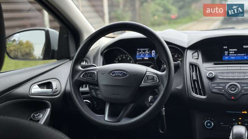Седан Ford Focus 2017 в Киеве