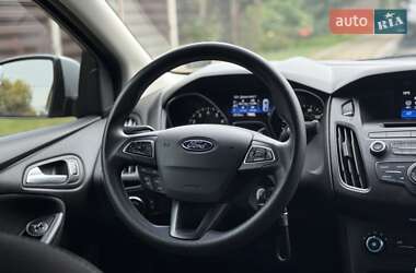 Седан Ford Focus 2017 в 