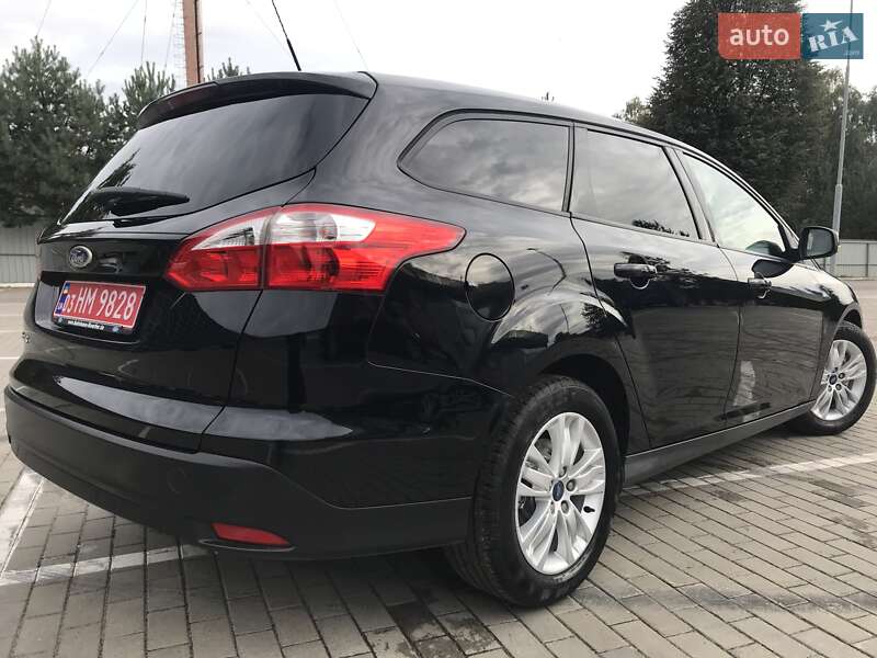 Универсал Ford Focus 2011 в Луцке