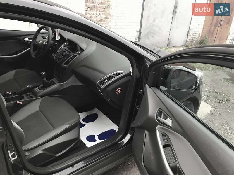 Универсал Ford Focus 2011 в Луцке