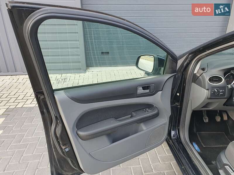 Универсал Ford Focus 2007 в Кропивницком фото 14 Универсал Ford Focus 2007 в Кропивницком