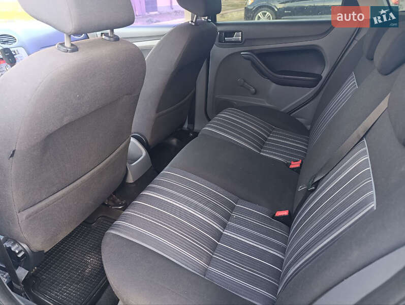 Хэтчбек Ford Focus 2008 в Сквире