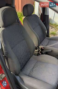 Хэтчбек Ford Focus 2003 в 
