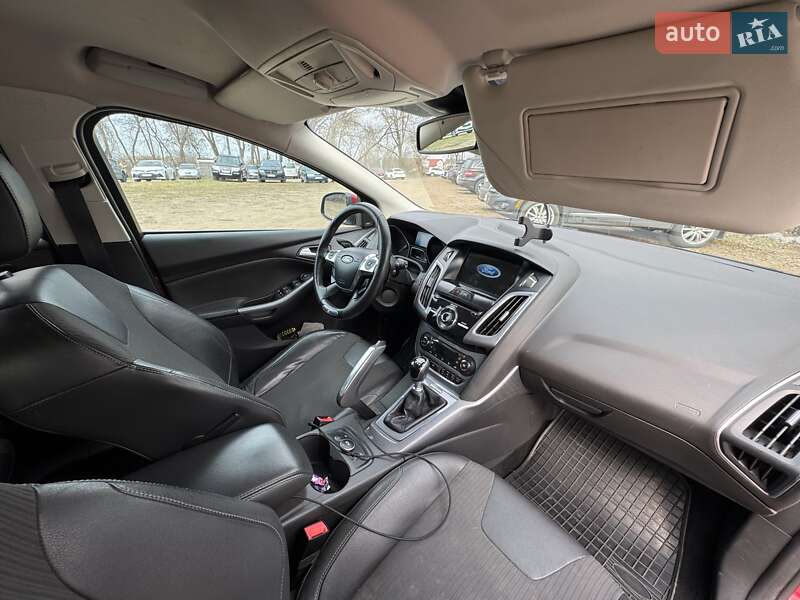 Хэтчбек Ford Focus 2011 в Чубинском фото 31 Хэтчбек Ford Focus 2011 в Чубинском