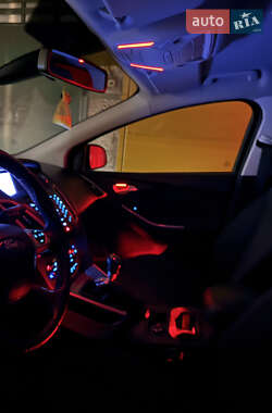 Универсал Ford Focus 2012 в 