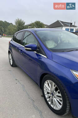 Хэтчбек Ford Focus 2015 в 
