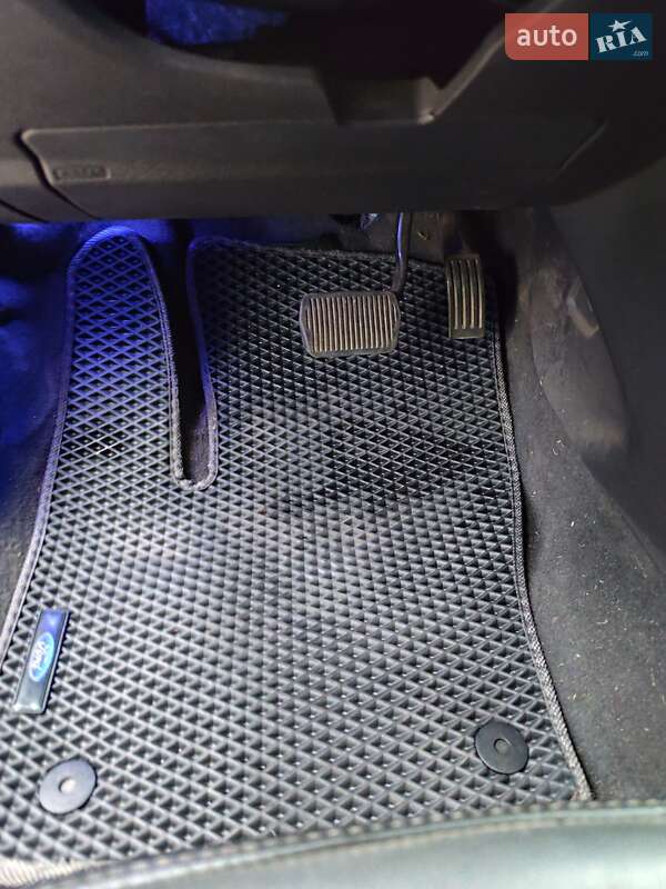 Хэтчбек Ford Focus 2013 в Ирпене