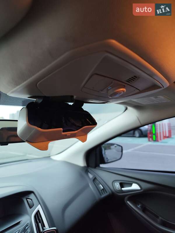 Хэтчбек Ford Focus 2013 в Ирпене