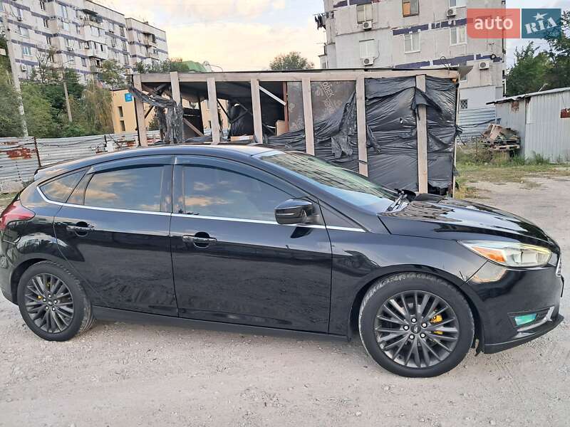 Хетчбек Ford Focus 2015 в Дніпрі фото 4 Хетчбек Ford Focus 2015 в Дніпрі