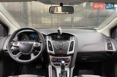 Хэтчбек Ford Focus 2013 в 