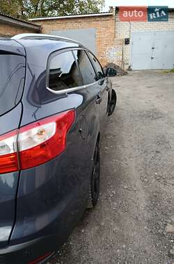 Универсал Ford Focus 2014 в 