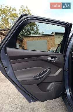 Универсал Ford Focus 2014 в 
