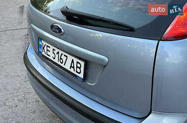 Хэтчбек Ford Focus 2007 в 