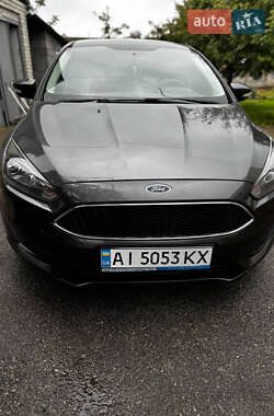 Седан Ford Focus 2016 в 