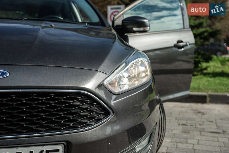 Хэтчбек Ford Focus 2015 в Львове