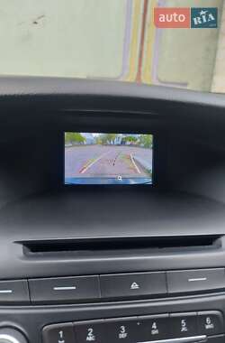 Хэтчбек Ford Focus 2015 в 