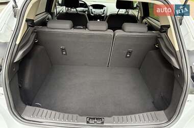 Хэтчбек Ford Focus 2015 в 