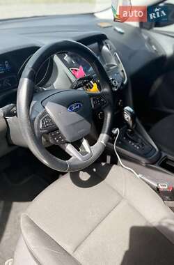 Хэтчбек Ford Focus 2016 в 