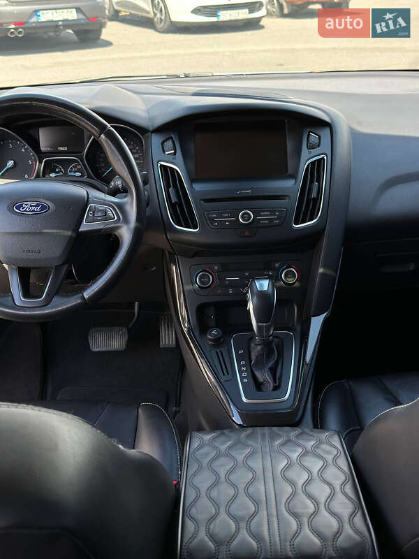 Седан Ford Focus 2015 в Львове