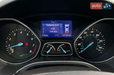 Седан Ford Focus 2012 в 