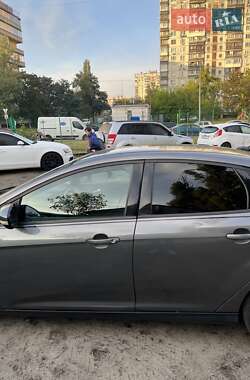 Седан Ford Focus 2013 в 