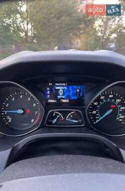 Седан Ford Focus 2013 в 
