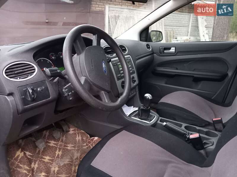 Универсал Ford Focus 2005 в Киеве фото 2 Универсал Ford Focus 2005 в Киеве