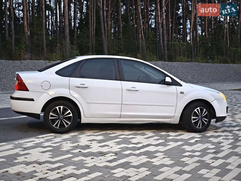 Седан Ford Focus 2007 в Львове