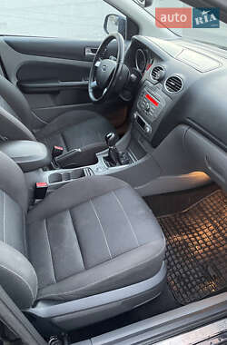 Хэтчбек Ford Focus 2008 в 