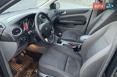 Хэтчбек Ford Focus 2008 в 