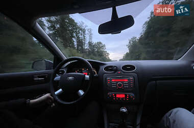 Хэтчбек Ford Focus 2008 в 