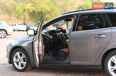 Универсал Ford Focus 2014 в 
