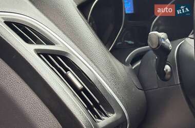 Седан Ford Focus 2013 в 