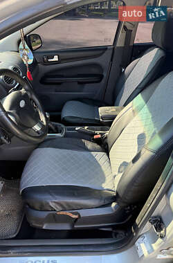 Хетчбек Ford Focus 2009 в 