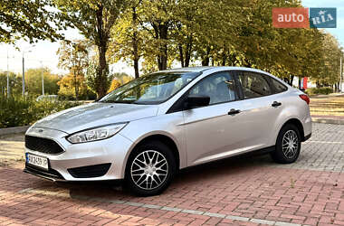 Седан Ford Focus 2016 в 