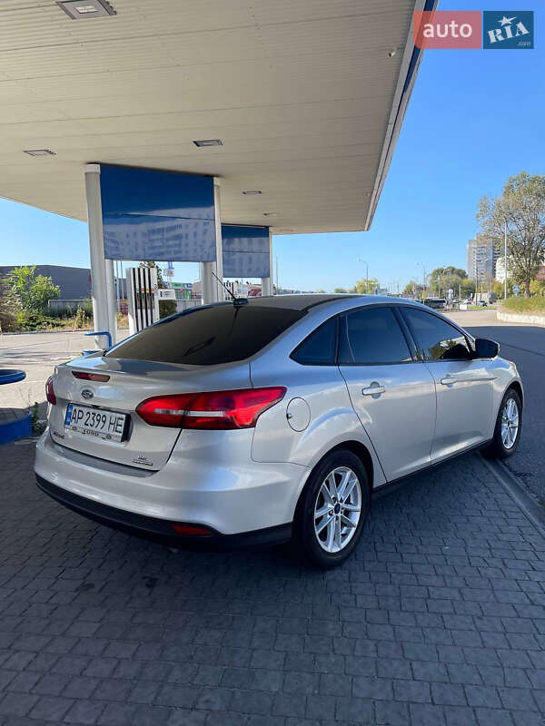 Седан Ford Focus 2016 в Запорожье