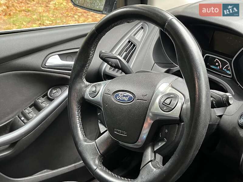 Хэтчбек Ford Focus 2011 в Киеве фото 19 Хэтчбек Ford Focus 2011 в Киеве