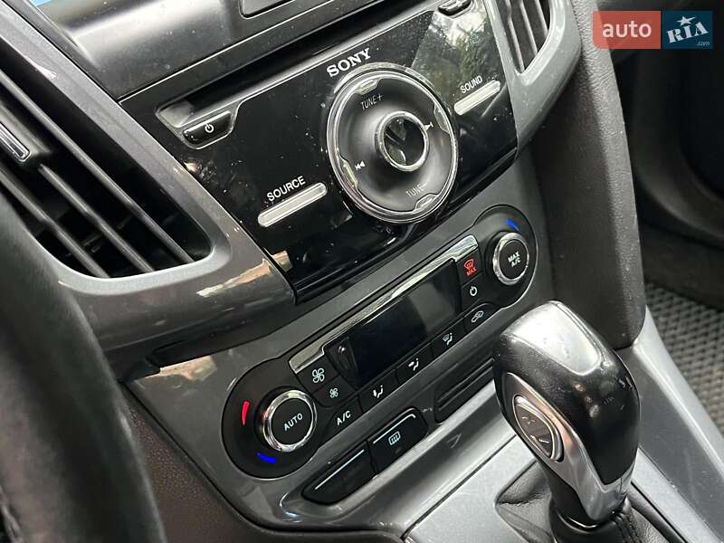 Хэтчбек Ford Focus 2011 в Киеве фото 31 Хэтчбек Ford Focus 2011 в Киеве