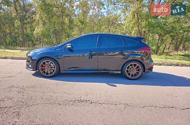 Хэтчбек Ford Focus 2017 в 