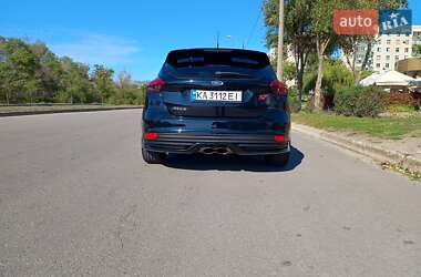 Хэтчбек Ford Focus 2017 в 