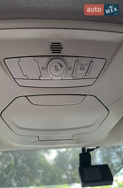 Седан Ford Focus 2013 в 