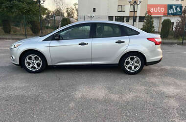 Седан Ford Focus 2012 в 
