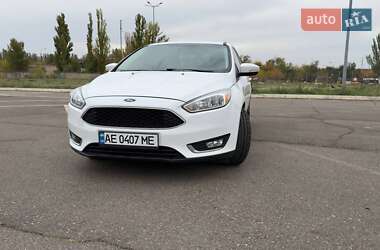 Седан Ford Focus 2015 в 