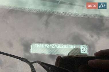 Седан Ford Focus 2015 в 