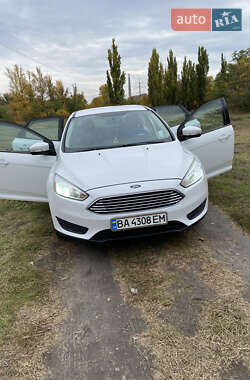 Седан Ford Focus 2016 в 